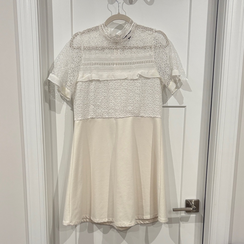 Chic White Lace Dress